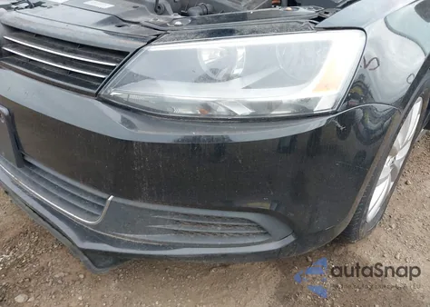 2014 Volkswagen Jetta 1.8T Se z USA, uszkodzony, nr VIN 3VWD17AJ2EM325099